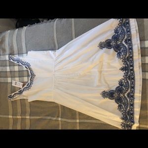 Vineyard vines blue and white dress